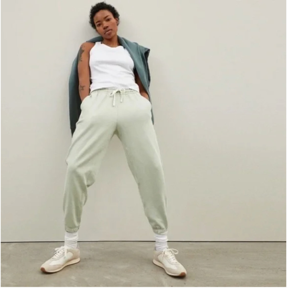 Everlane The Track Jogger Sweatpants in Pale Green Size Large NWOT - Picture 3 of 8